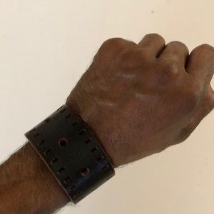 Mens brown leather wristband
